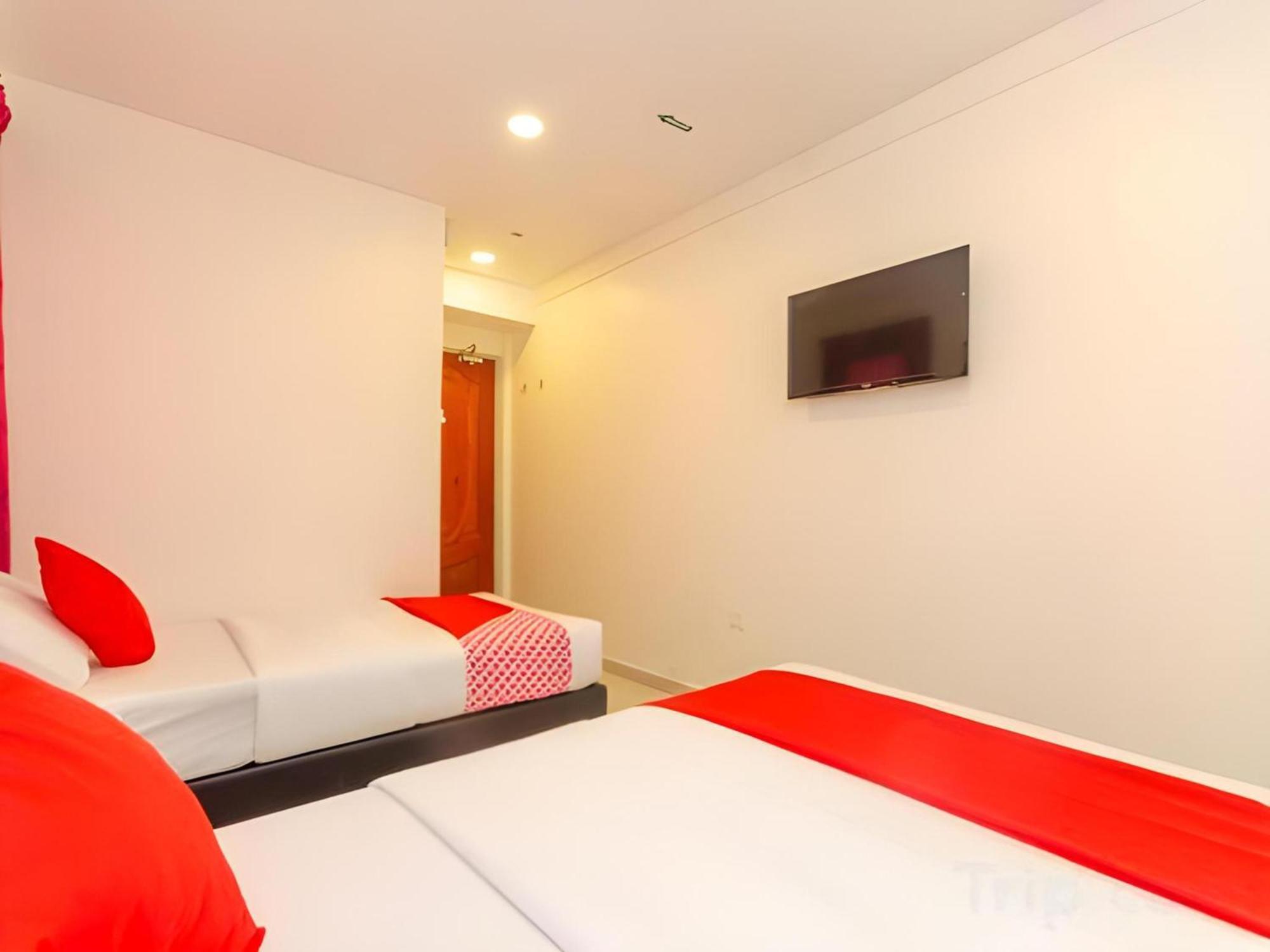 Skudai Hotel Eksteriør bilde