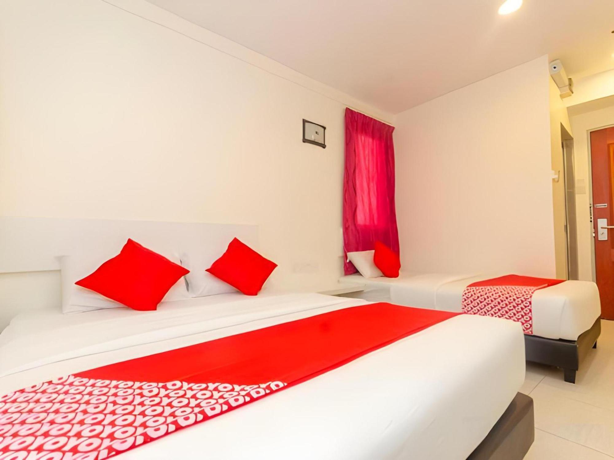 Skudai Hotel Eksteriør bilde