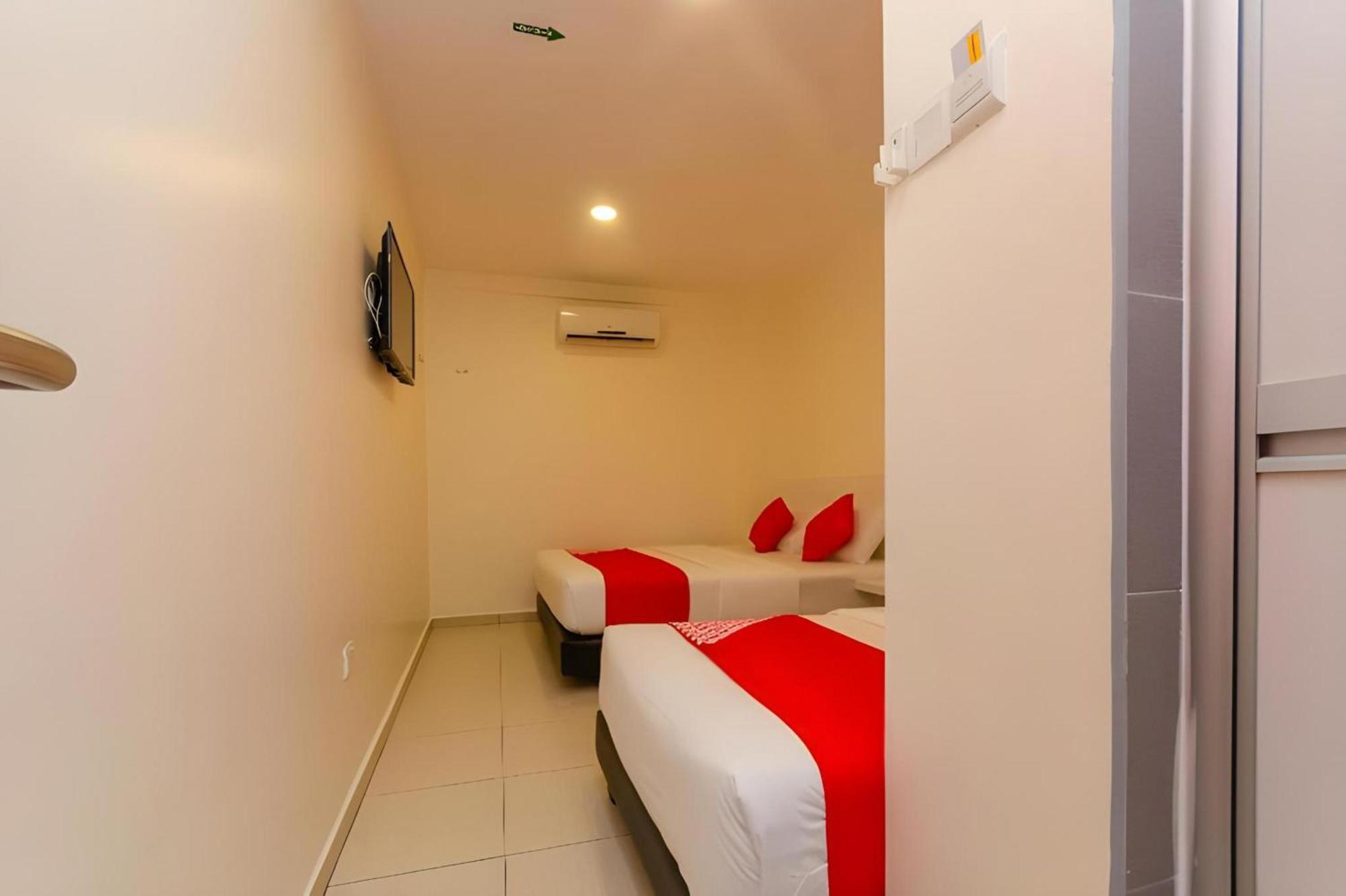 Skudai Hotel Eksteriør bilde